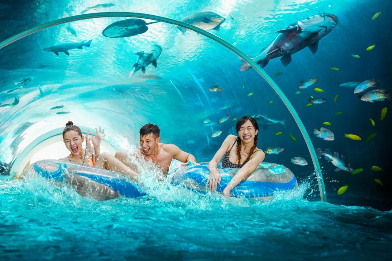 Resorts World Sentosa - Hotel Сингапур Экстерьер фото The Ocean Park AquaTube