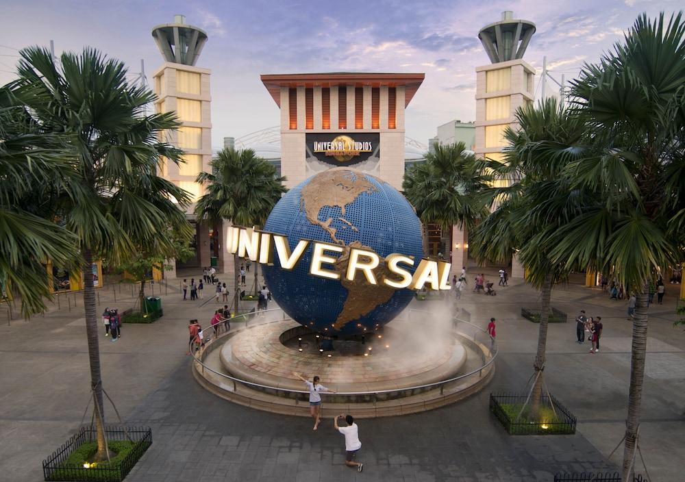 Resorts World Sentosa - Hotel Сингапур Экстерьер фото Universal Studios Singapore